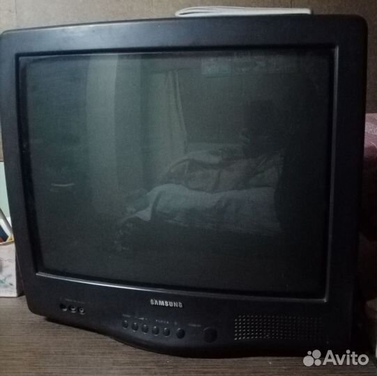 Телевизор цветной