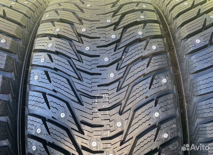 Westlake IceMaster Spike Z-506 255/50 R19