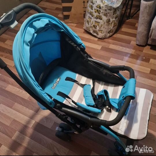 Прогулочная коляска babyton