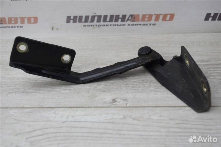 Петля капота правая Ford Focus 1 хэтчбек 1.6 2004