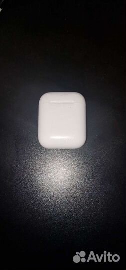 Аирподс 2 кейс и левый наушник
