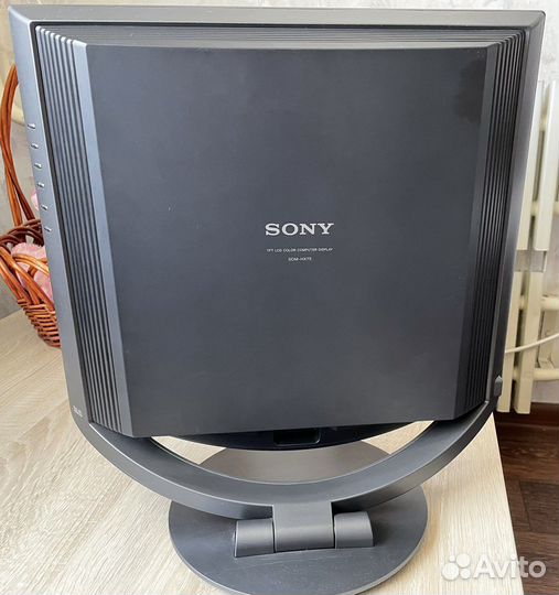 Монитор Sony 17
