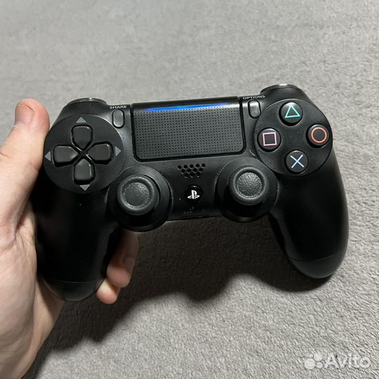 PlayStation 4 Pro 1Tb (7208B)