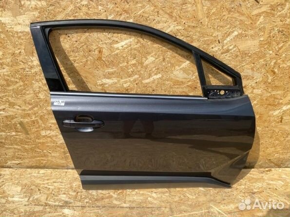Передняя правая дверь Тойота С-хр