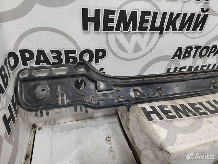 Крепление заднего бампера BMW E60