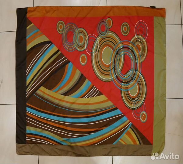 Платок шейный 90*90 см. из Италии 8 штук