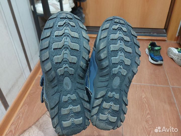 Детские ботинки