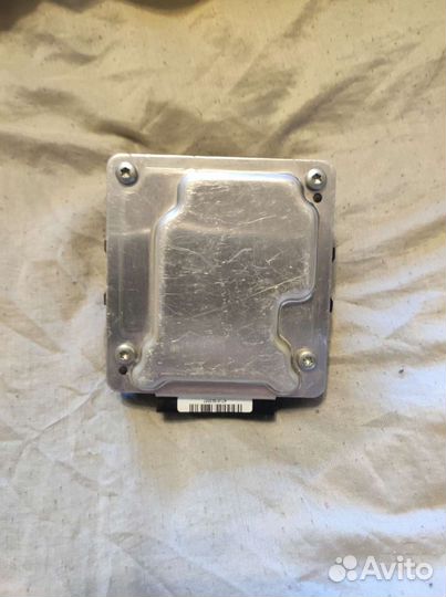 Sorento (XM), Santa Fe (DM) блок управления раздат