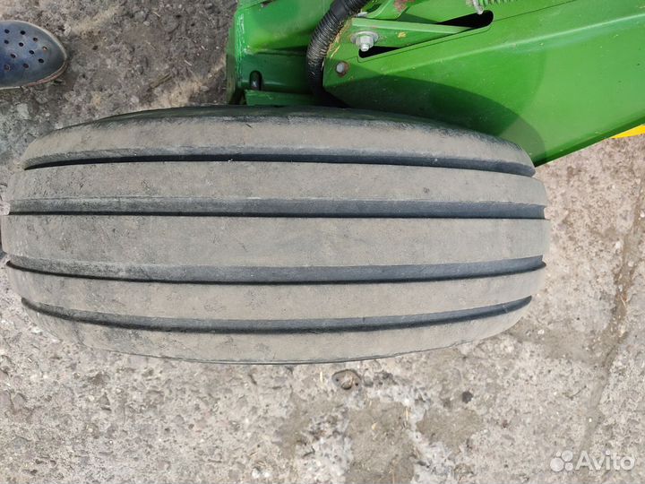 Пресс-подборщик John Deere 550, 1994