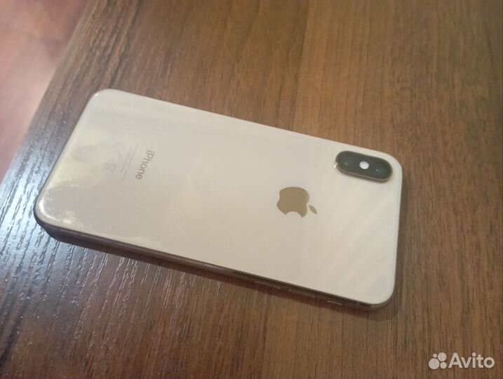 iPhone Xs, 64 ГБ