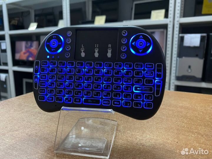Беспроводная мини клавиатура с тачпадом i8 (новая)