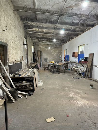 Склад, 300 м²