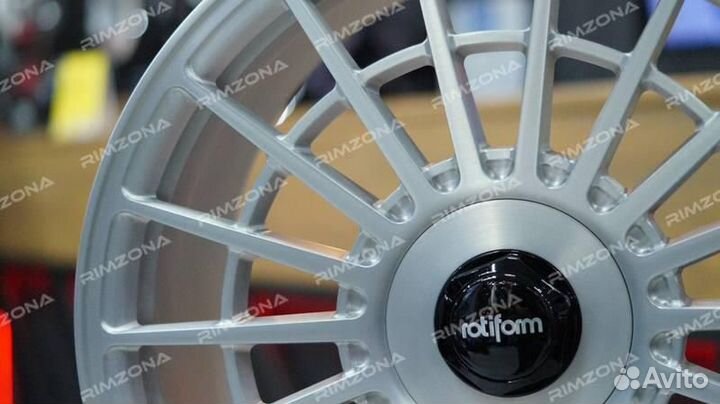 Кованый диск в стиле Rotiform R20 5X112 (MB)