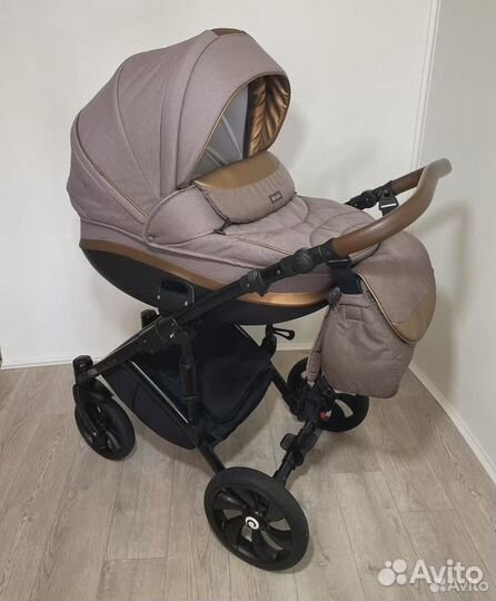 Коляска Tutis Mimi Style 2 в 1