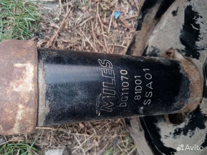 Стойки передние Chevrolet Lacetti седан