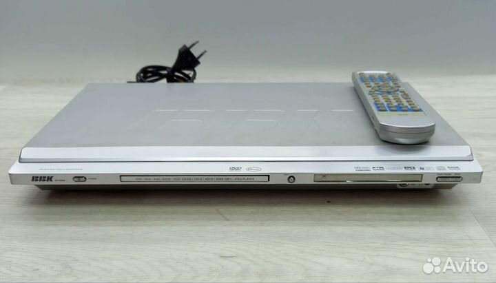 DVD плеер караоке BBK DK1005S