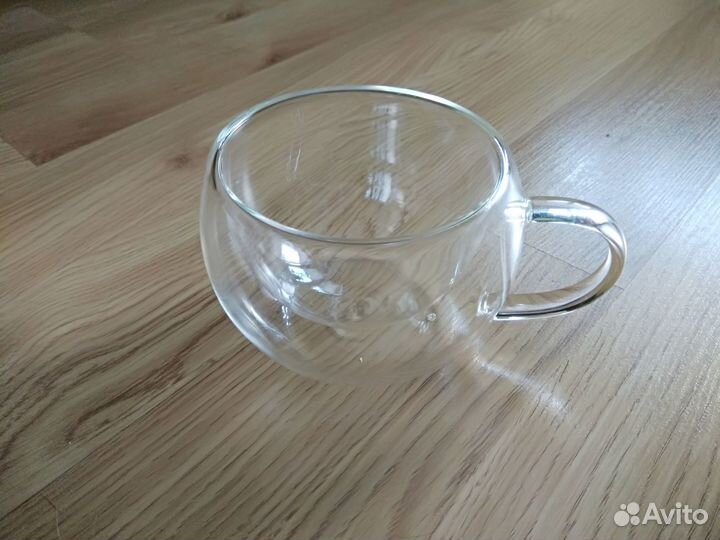 Стеклянная чашка с двойной стенкой