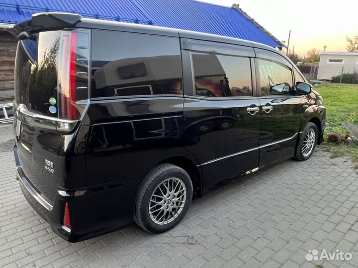 Toyota Noah 1.8 CVT, 2019, 51 500 км