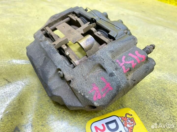 Суппорт передний правый Toyota/Lexus Land 144526