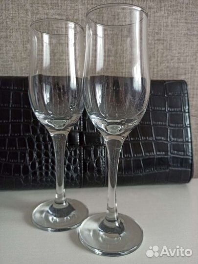 Бокалы для шампанского