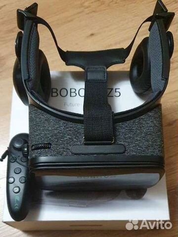 Очки виртуальной реальности с пультом