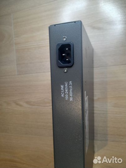 Коммутатор dlink des 1016d