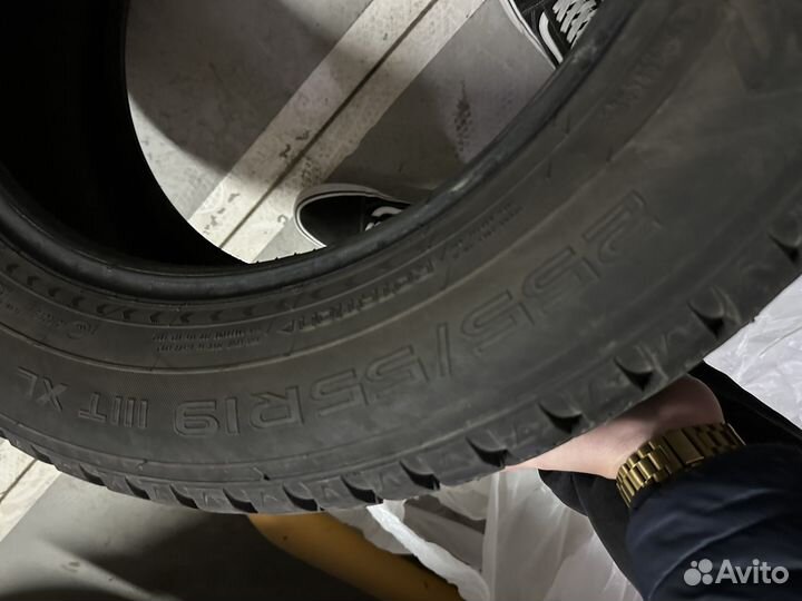 Nokian Tyres Hakkapeliitta 8 SUV 255/55 R19 111T