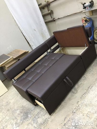 Диван угловой