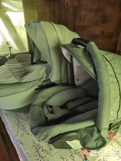 Продается коляска 3 в 1 адамакс барлетто