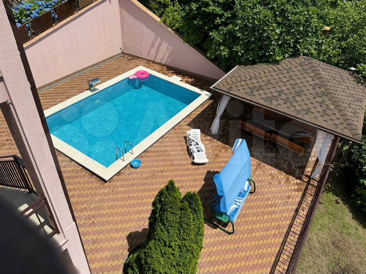 Комната 16,5 м² в 6-к., 2/3 эт.