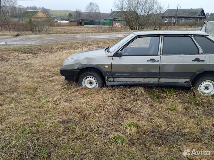 Ваз 2109 на запчасти