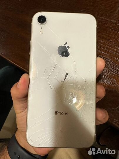 iPhone Xr, 64 ГБ