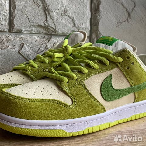 Кроссовки Nike SB Dunk Low Green Apple