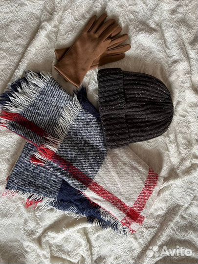 Комплект шапка и шарф перчатки