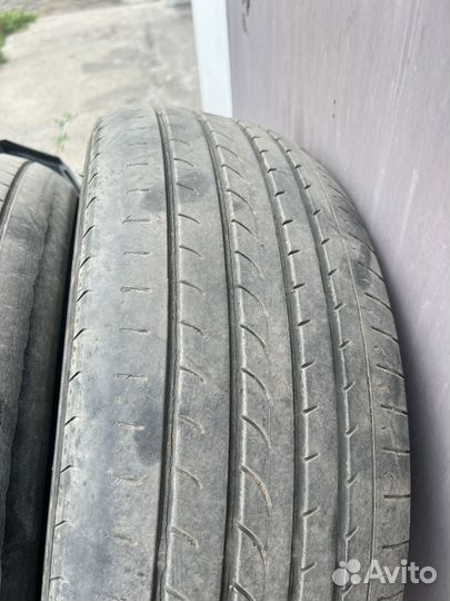 Yokohama BluEarth RV-02 205/65 R16