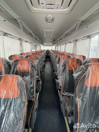 Туристический автобус Yutong ZK6122H9, 2024