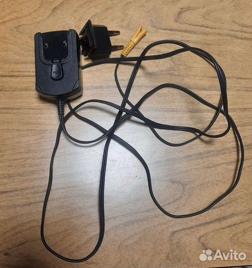 Блок питания BlakBerry и Motorola