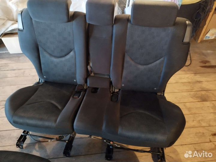 Комплект сидений Toyota RAV 4 30, 2011 г