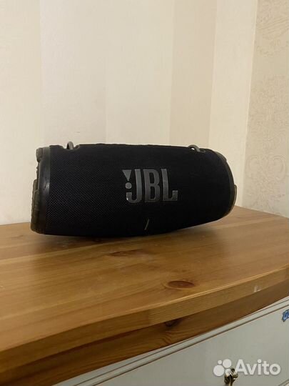 Продам колонку бу jbl extreme 3