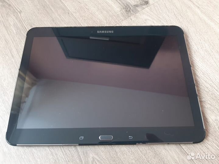 Планшет Samsung Galaxy Tab 4 10.1 SM-T531