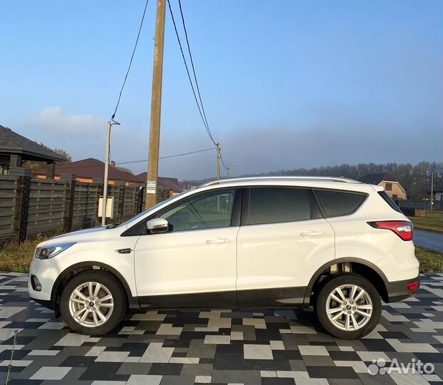 Ford Kuga 2.5 AT, 2018, 60 000 км