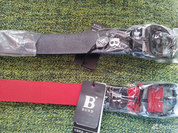 Женский кожаный ремень красный новый