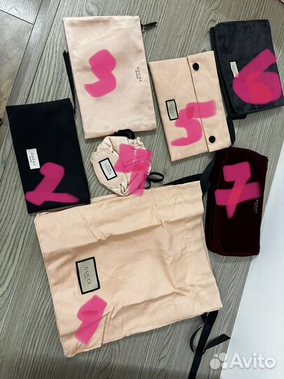 Оригиналы. Новые косметички Gucci