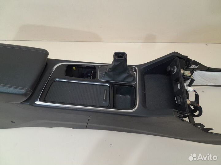 Консоль центральная Hyundai Sonata 7 LF 2017-2019