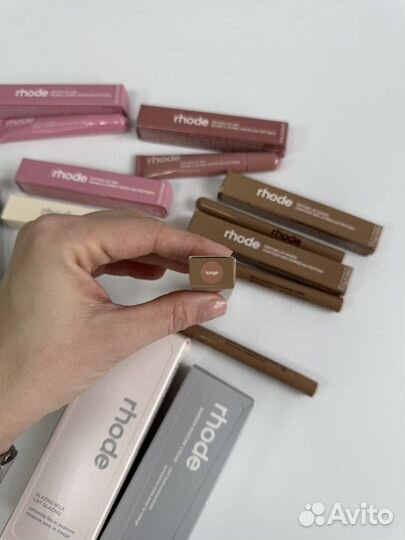 Карандаш для губ Rhode