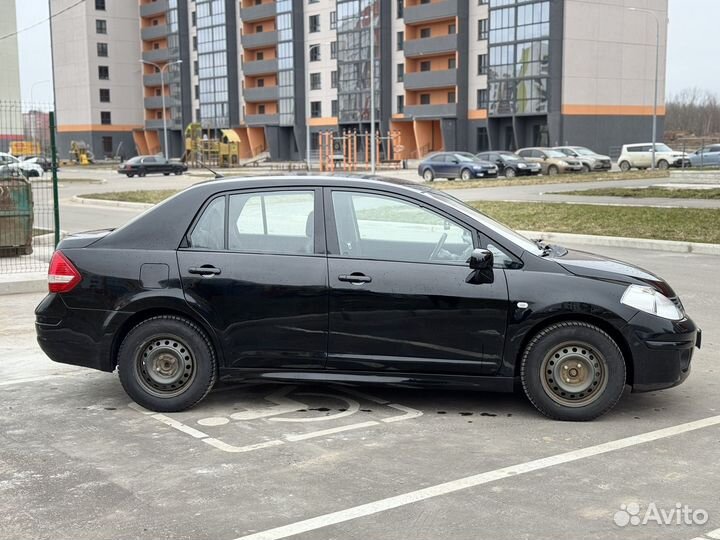 Nissan Tiida 1.6 МТ, 2010, 283 075 км