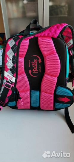 Рюкзак школьный для девочки 1 класс