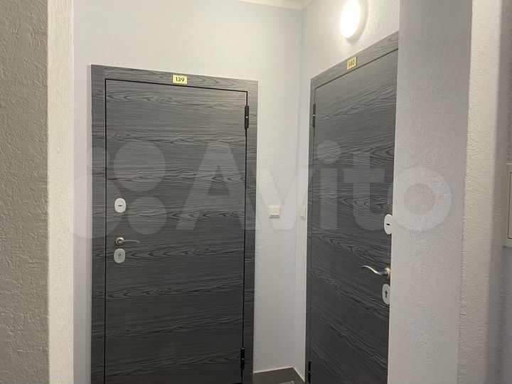 2-к. квартира, 65 м², 1/9 эт.