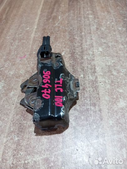 Замок капота Toyota land cruiser 100 05г
