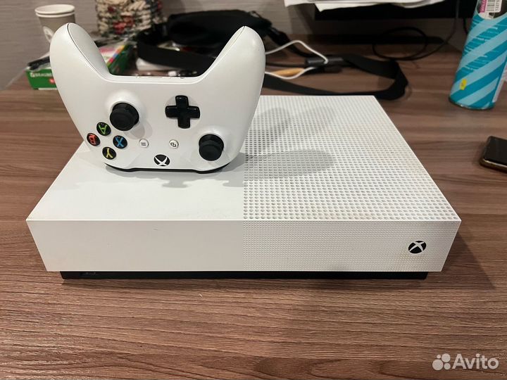 Xbox One S